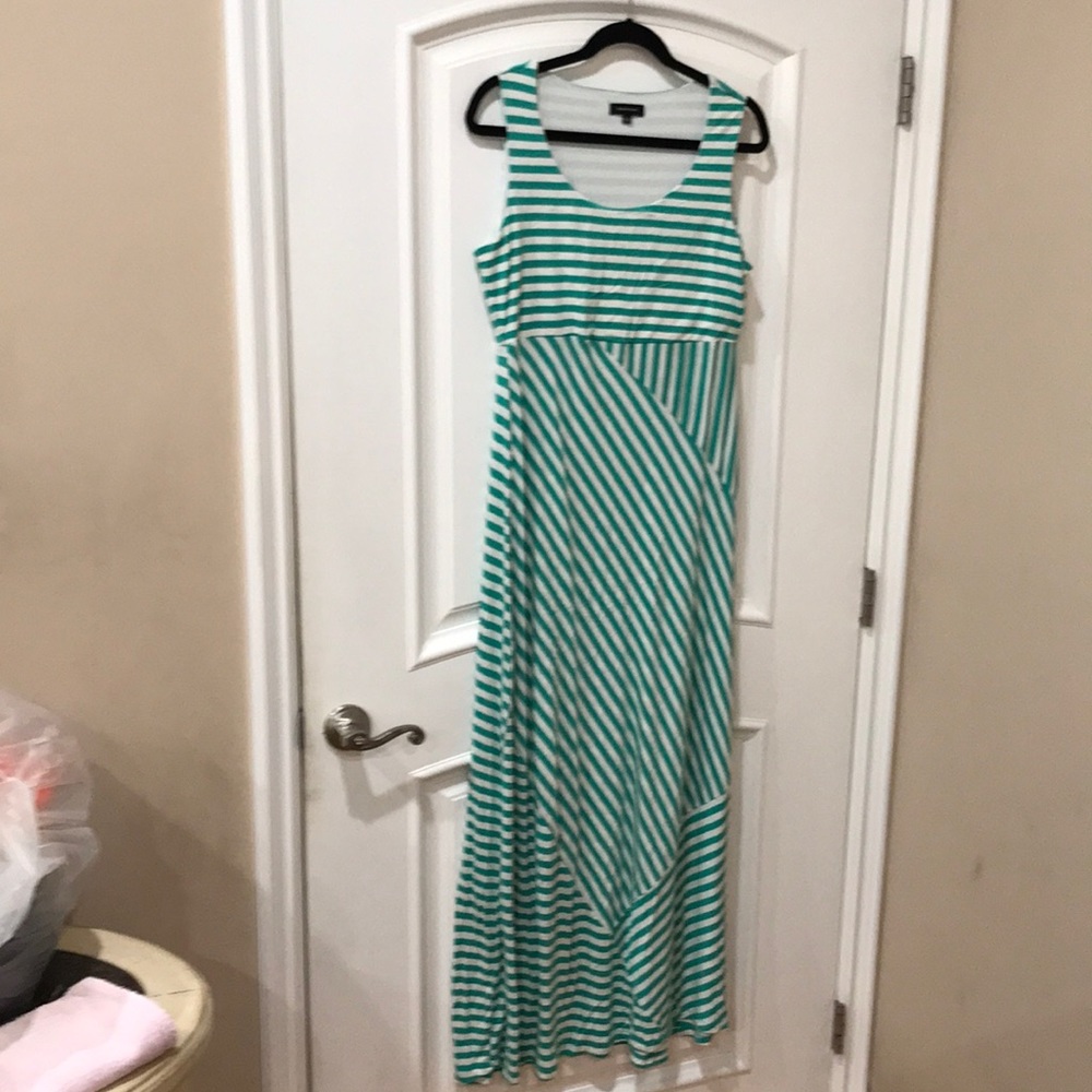 SPENSE SUMMER MAXI DRESS SIZE L